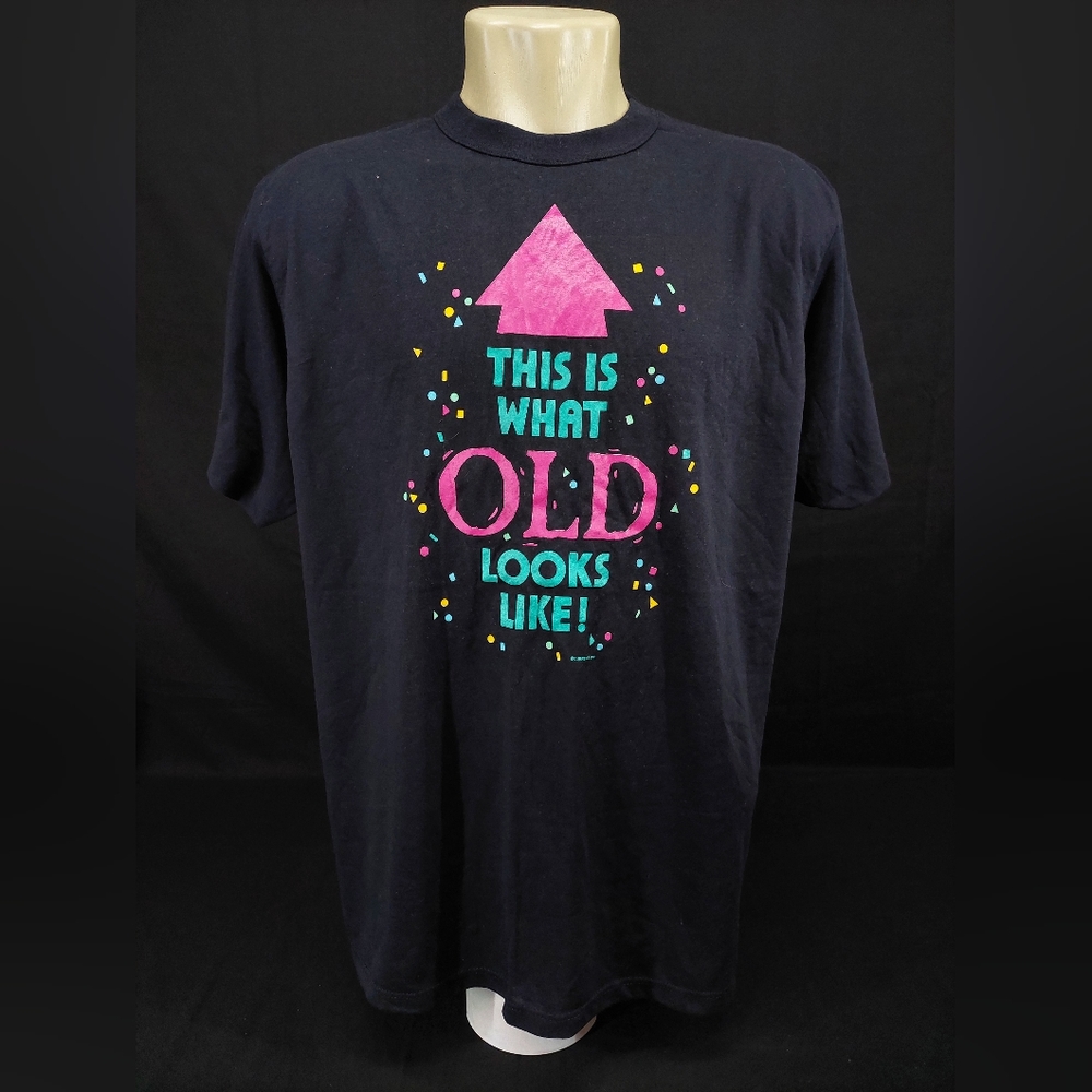 Vintage 90's Champion Printed T-Shirt "This is what OLD looks like" Size:XL.